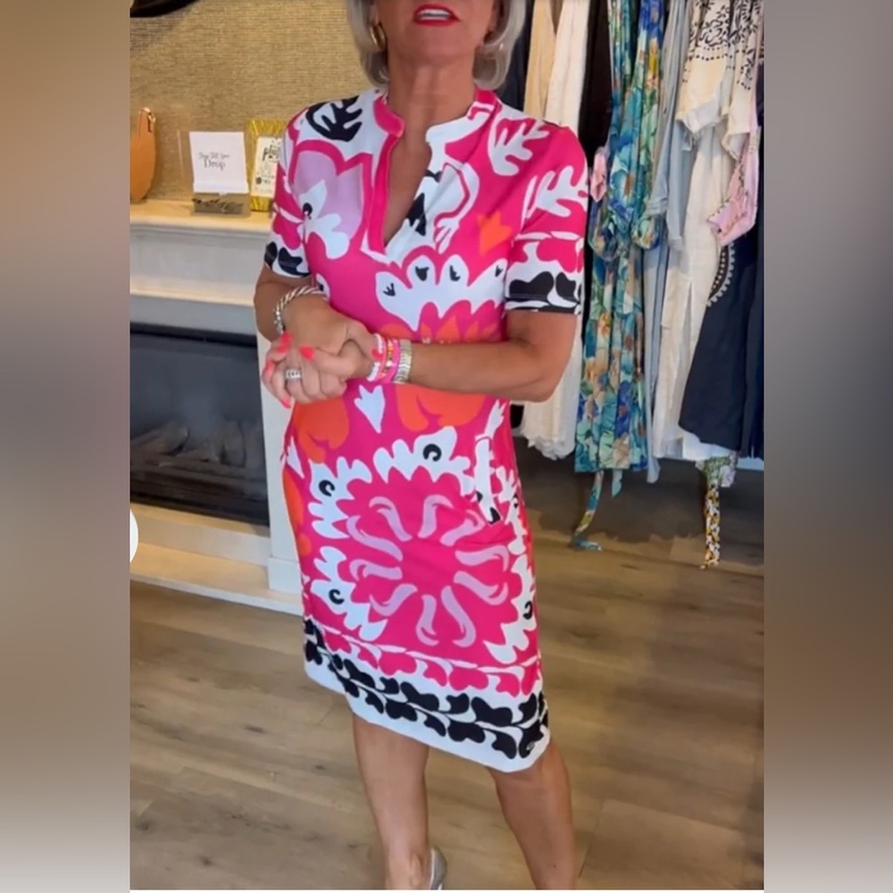 NWOT  Floral Pink and Black midi Dress. Large